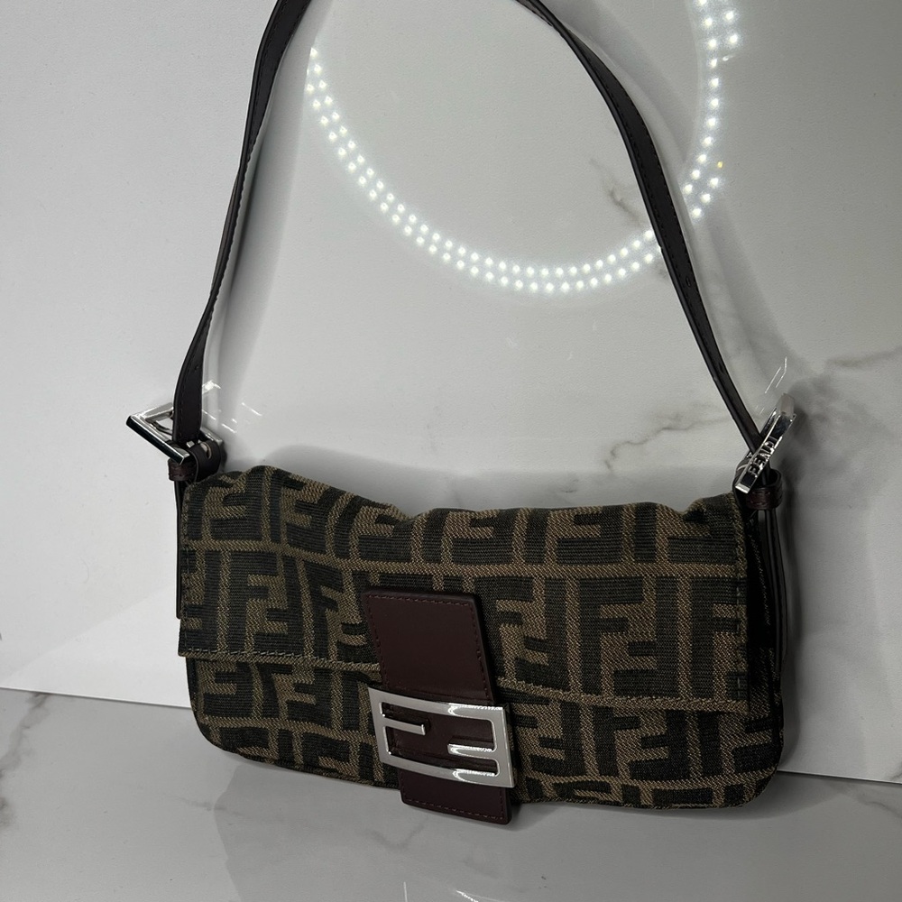 Fendi Vintage Mamma Baguette Shoulder Bag – Zucca Canvas – Brown – Authentic